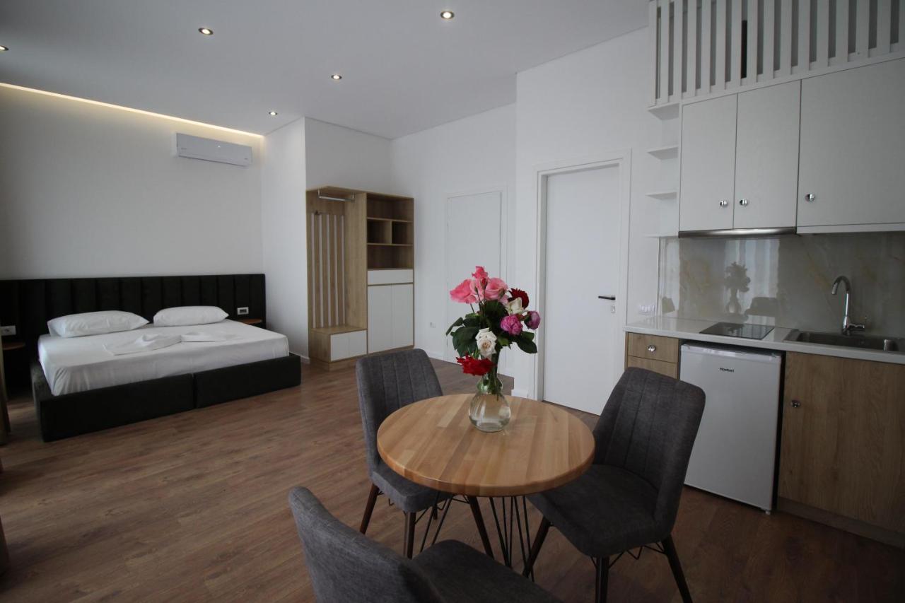 Juer Hotel Bajkaj Экстерьер фото