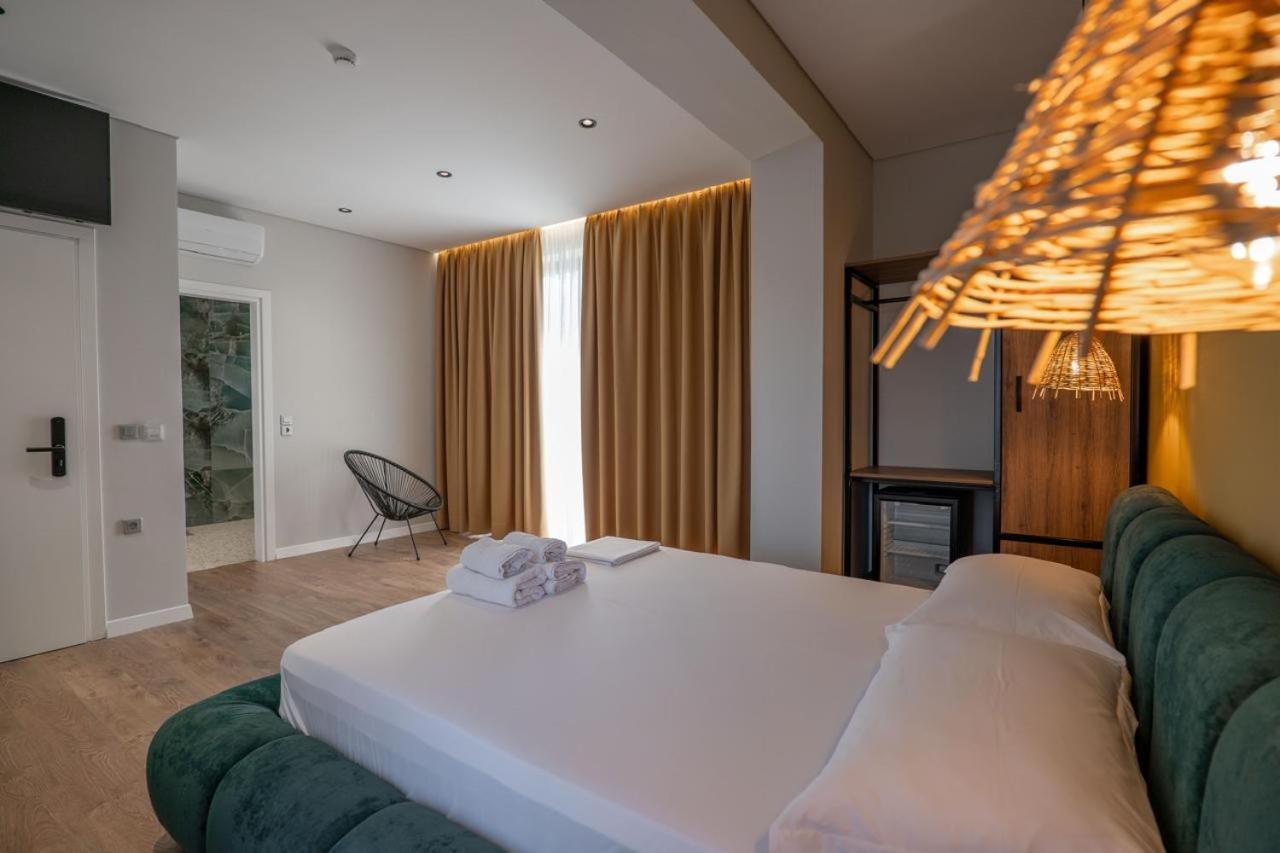 Juer Hotel Bajkaj Экстерьер фото