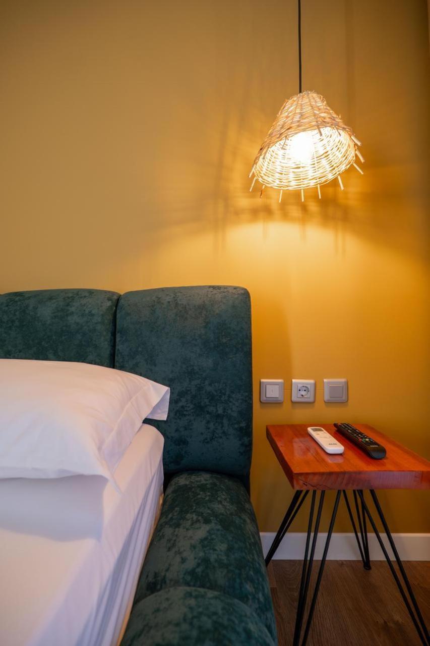 Juer Hotel Bajkaj Экстерьер фото